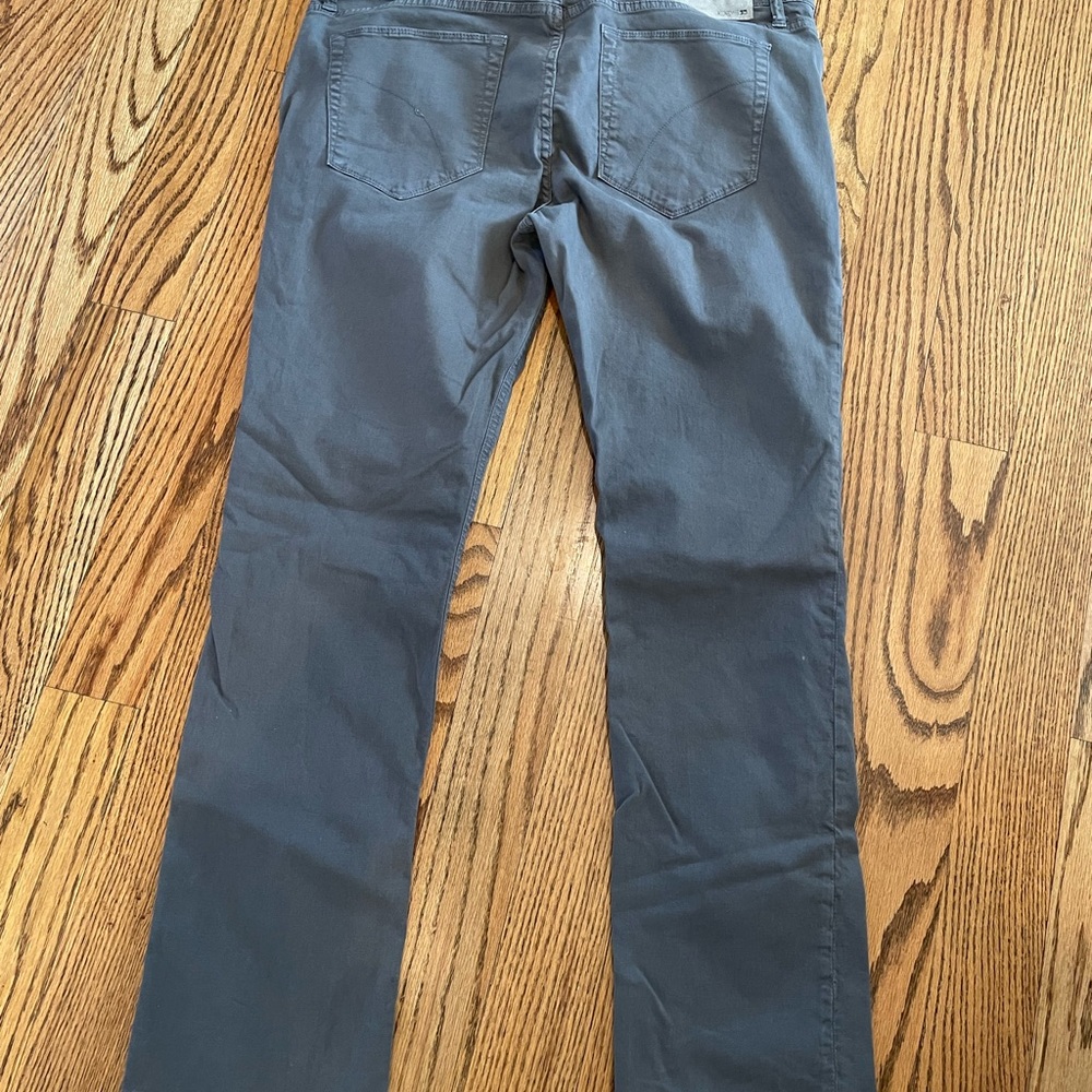 Joe's Jeans Grey The Brixton Straight & Narrow Jeans 36L 31L